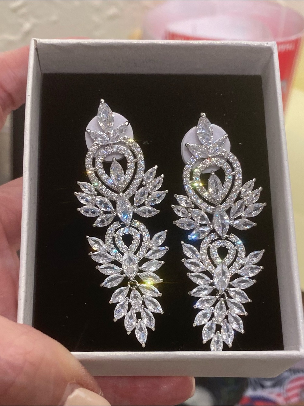 Elegant Crystal Drop Statement Earrings - Silver White